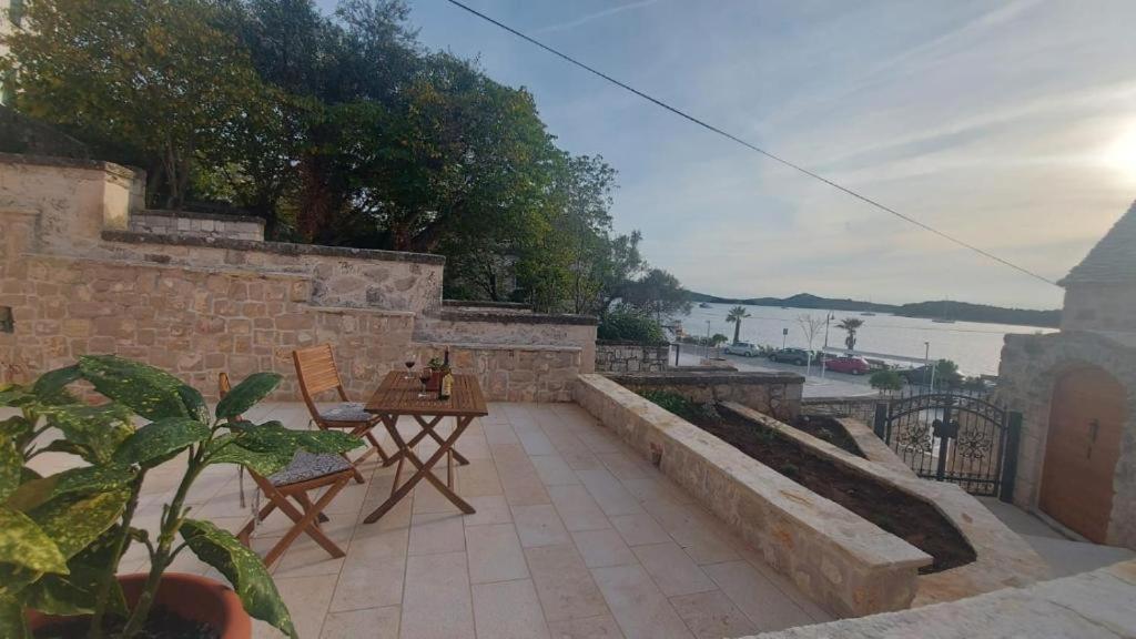 Apartments Mediteraneo Rogoznica ภายนอก รูปภาพ