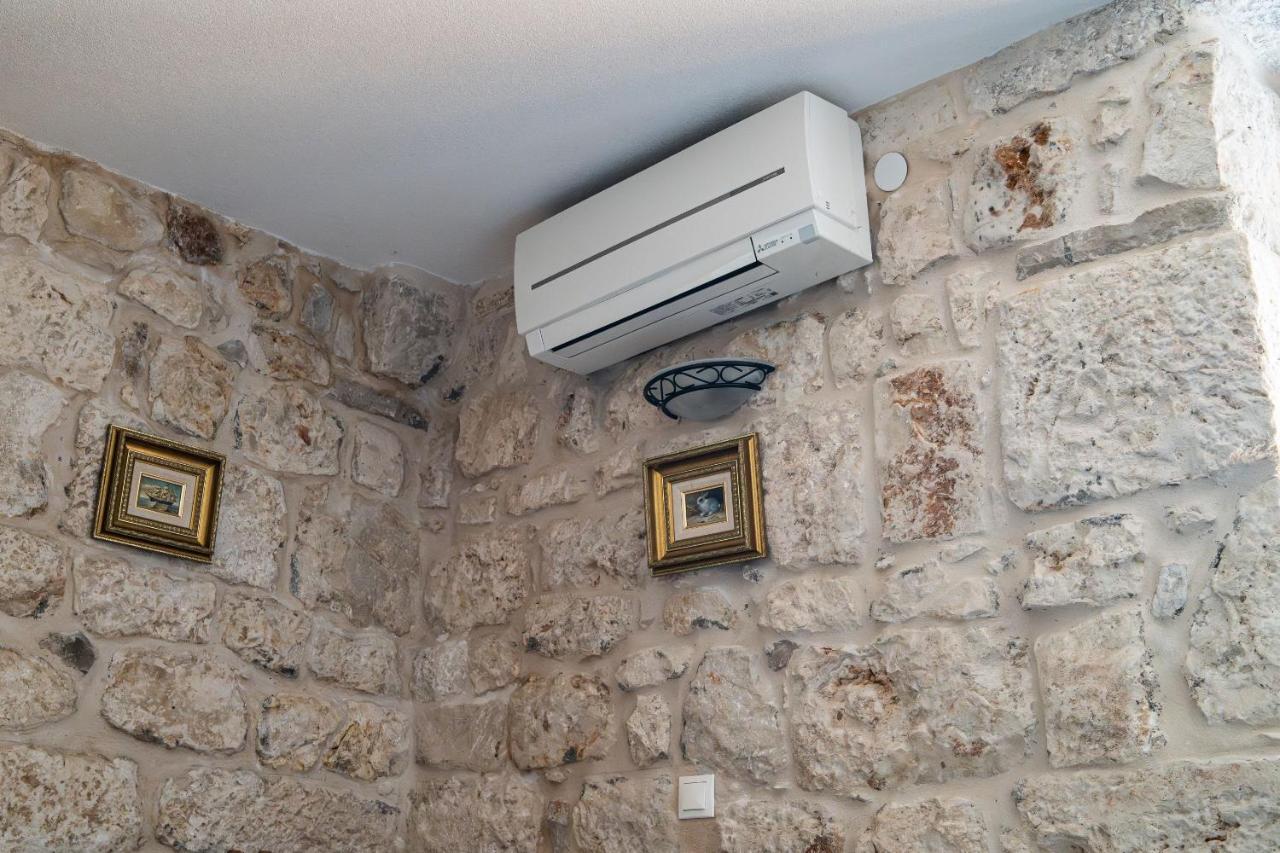 Apartments Mediteraneo Rogoznica โรกอซนิซา ภายนอก รูปภาพ
