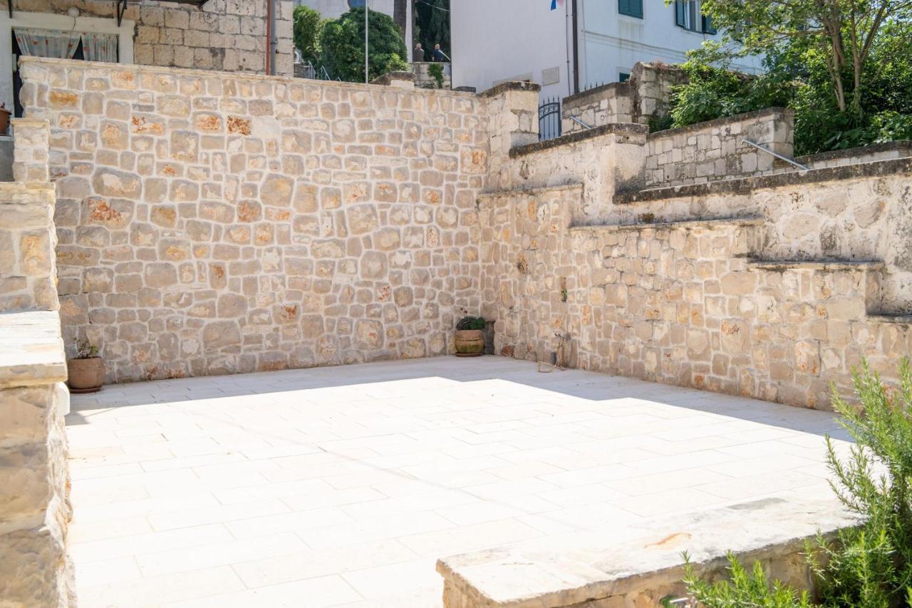 Apartments Mediteraneo Rogoznica โรกอซนิซา ภายนอก รูปภาพ