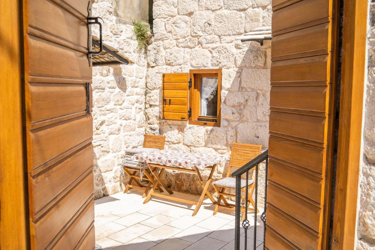 Apartments Mediteraneo Rogoznica โรกอซนิซา ภายนอก รูปภาพ