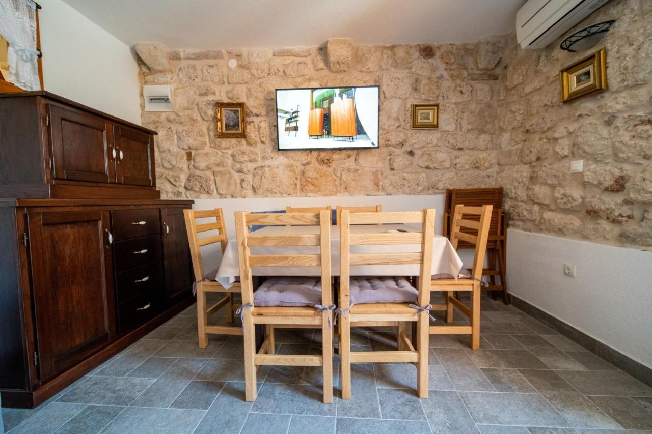 Apartments Mediteraneo Rogoznica โรกอซนิซา ภายนอก รูปภาพ