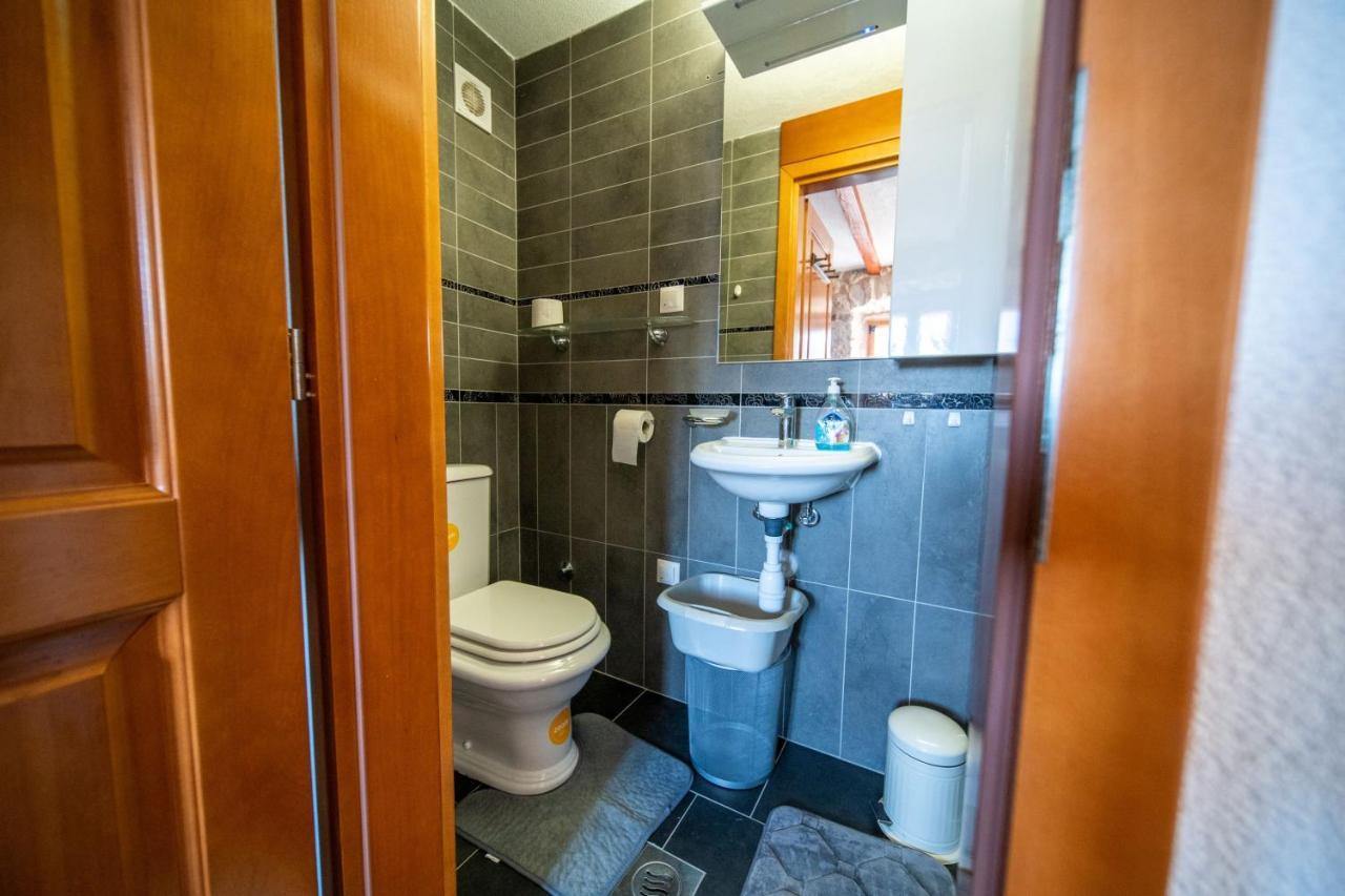 Apartments Mediteraneo Rogoznica โรกอซนิซา ภายนอก รูปภาพ