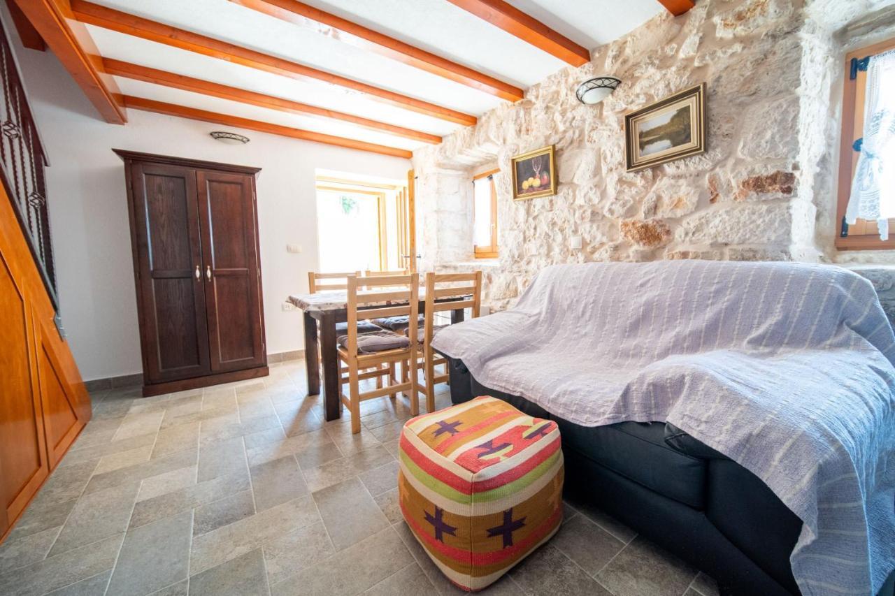 Apartments Mediteraneo Rogoznica โรกอซนิซา ภายนอก รูปภาพ